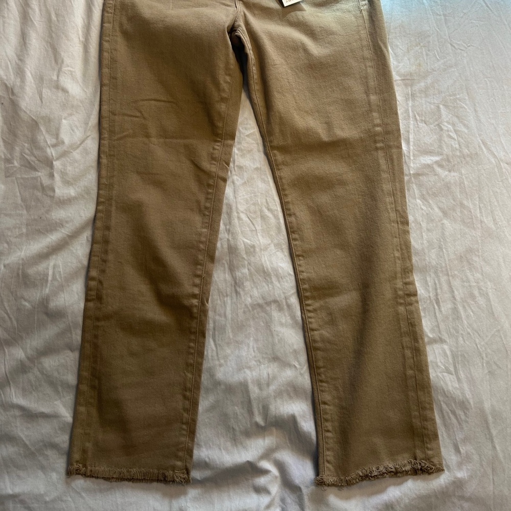 Good American Good Classic Khaki Pants *NWT* - Picture 8 of 8